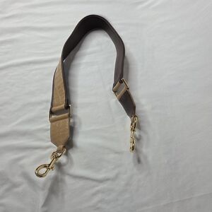 Marc Jacobs Tan and Gold Strap Crocodile Embossed NWOT Shoulder